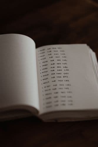 Sánchez y Feijóo cara a cara image